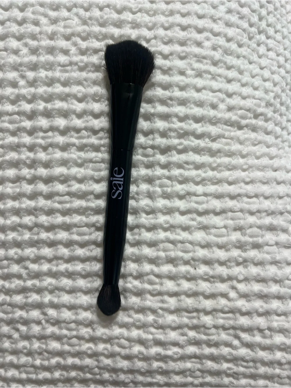 Saie Black Dual-Ended Powder & Blending Brush